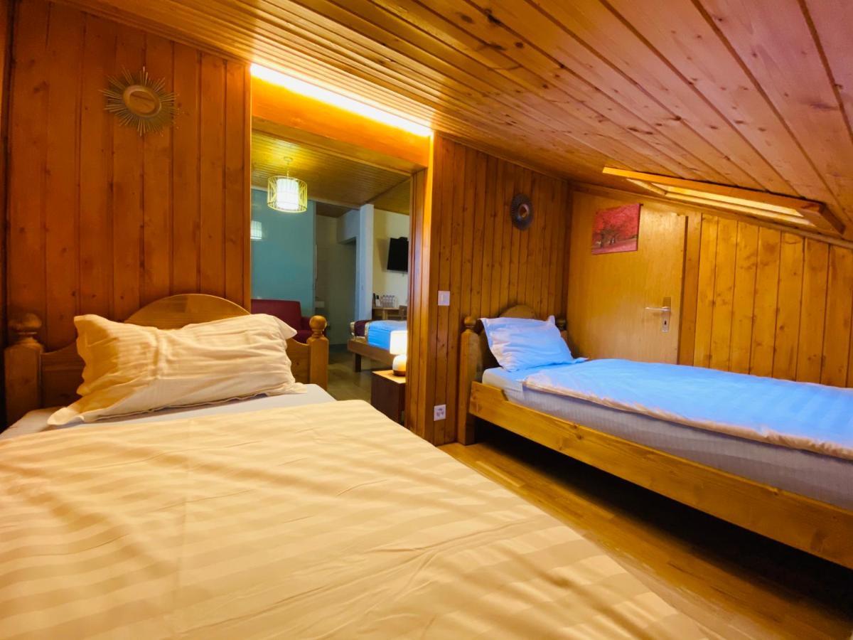 Qi-Lin Hotel Restaurant Ayer Экстерьер фото