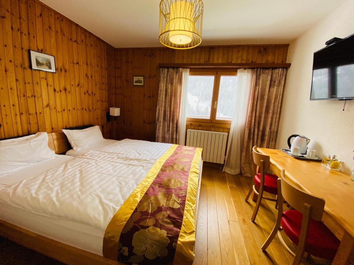 Qi-Lin Hotel Restaurant Ayer Экстерьер фото