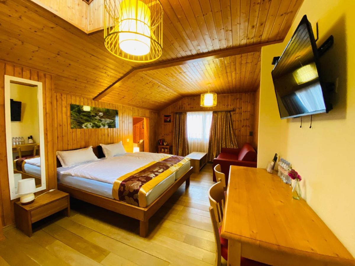 Qi-Lin Hotel Restaurant Ayer Экстерьер фото