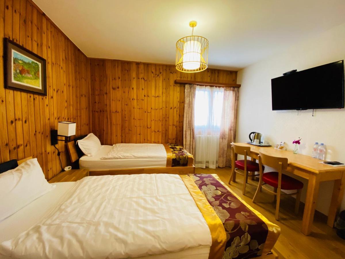 Qi-Lin Hotel Restaurant Ayer Экстерьер фото